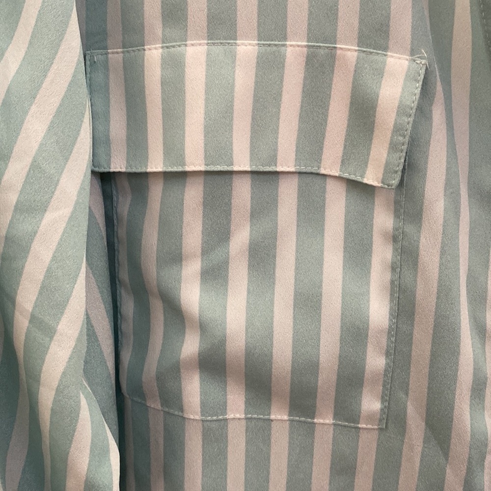 Calvin Klein mint green and white striped blouse. XL - Picture 7 of 10